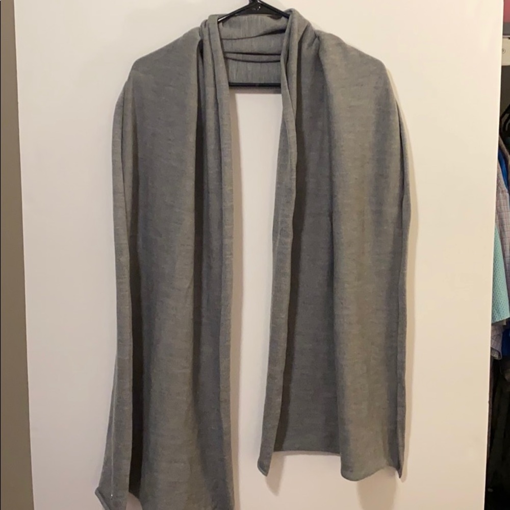 Lulu Lemon scarf